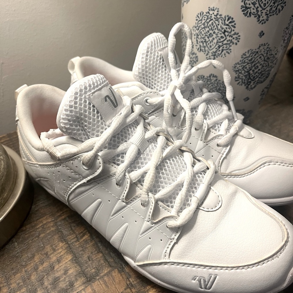 Varsity Charge Cheer Shoes